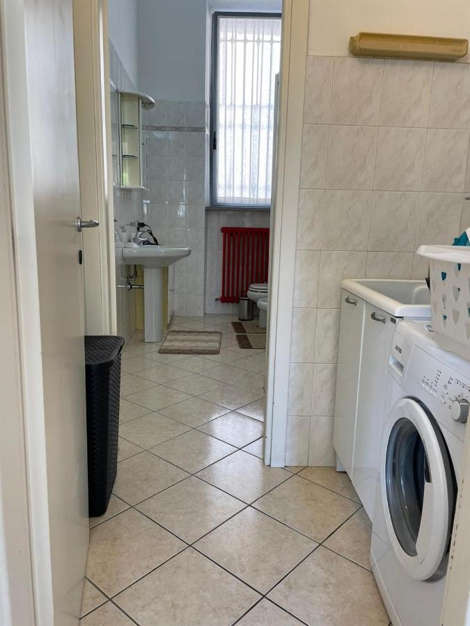 Minimal Loft In Centro A Piacenza Leilighet Eksteriør bilde