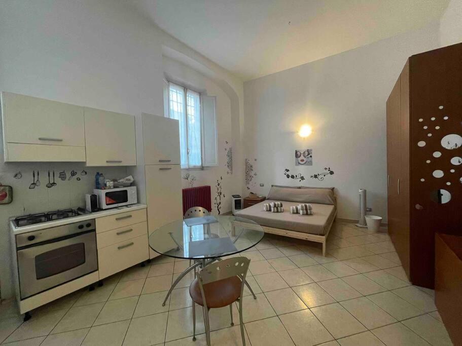 Minimal Loft In Centro A Piacenza Leilighet Eksteriør bilde