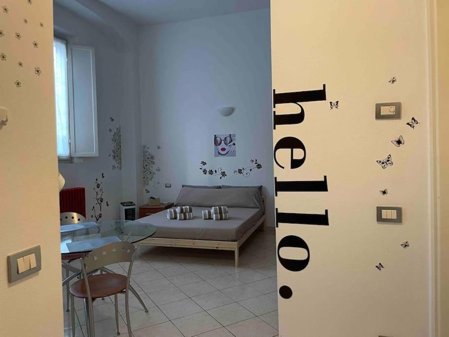 Minimal Loft In Centro A Piacenza Leilighet Eksteriør bilde
